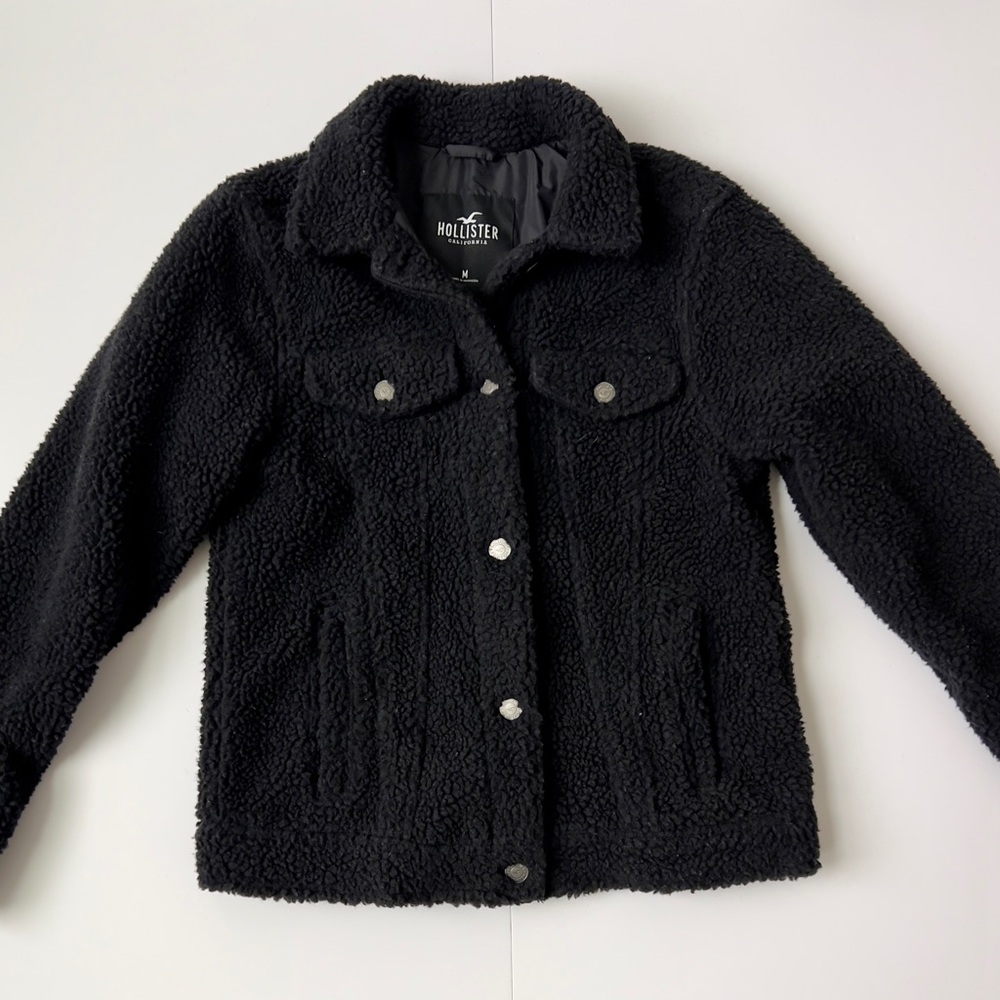 Hollister Women's Black Sherpa Jacket - Picture 2 of 6